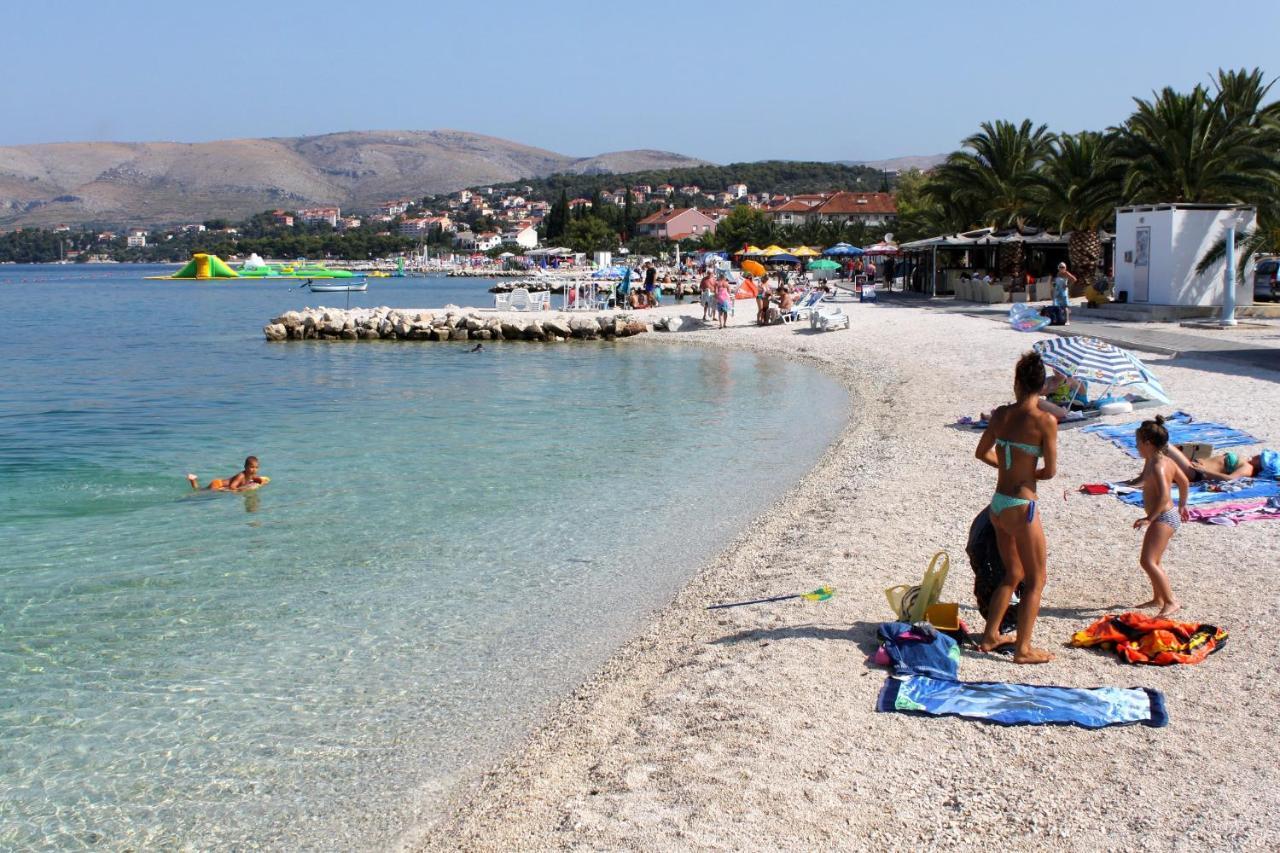 Seaside Apartments With A Swimming Pool Okrug Gornji, Ciovo - 11374 Τρογκίρ Εξωτερικό φωτογραφία