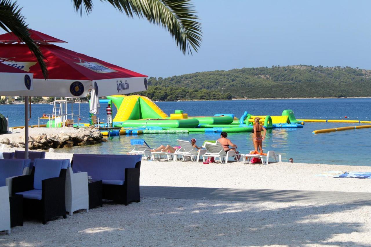 Seaside Apartments With A Swimming Pool Okrug Gornji, Ciovo - 11374 Τρογκίρ Εξωτερικό φωτογραφία