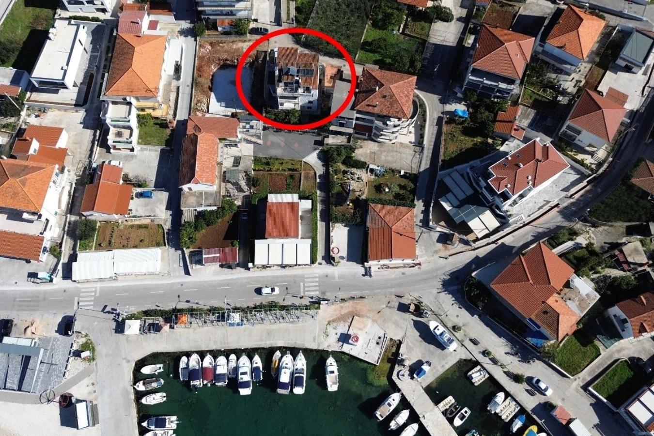 Seaside Apartments With A Swimming Pool Okrug Gornji, Ciovo - 11374 Τρογκίρ Εξωτερικό φωτογραφία