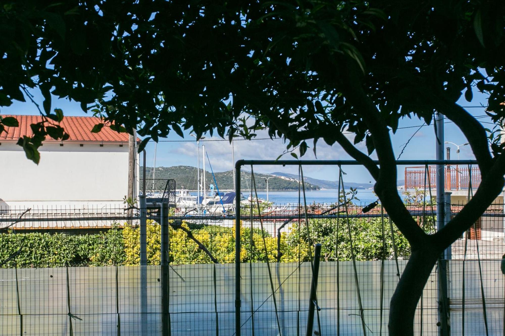 Seaside Apartments With A Swimming Pool Okrug Gornji, Ciovo - 11374 Τρογκίρ Εξωτερικό φωτογραφία
